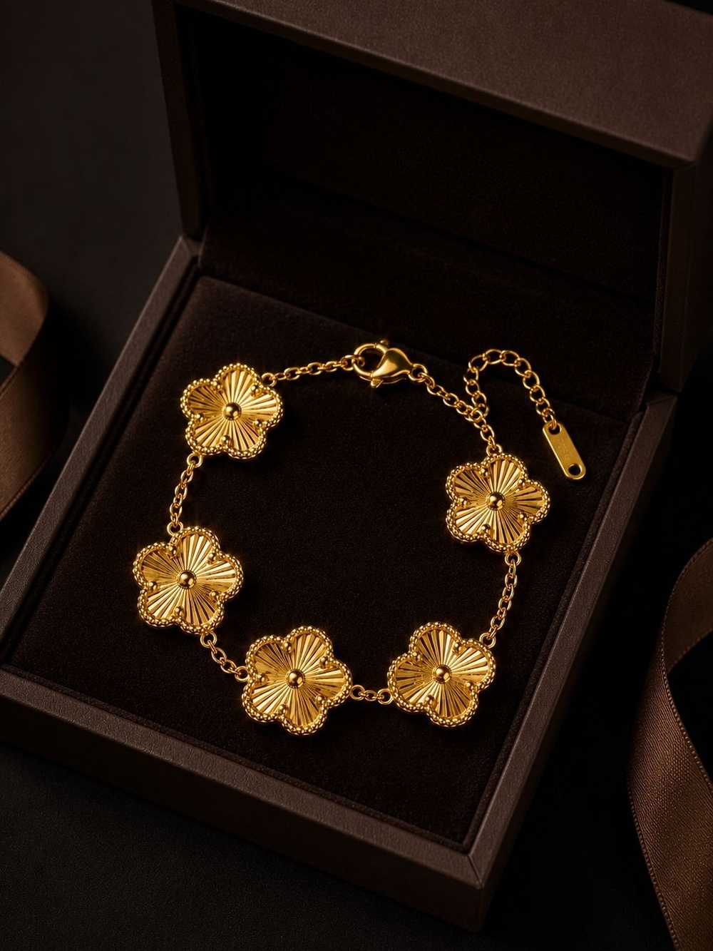 Luxury Gold Floral Link Bracelet - Picture 5 of 5